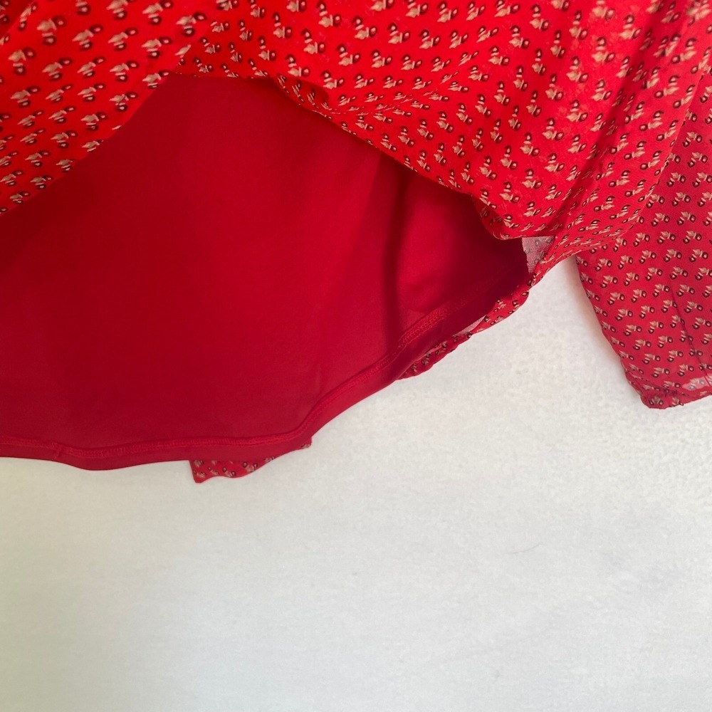 DR2 Top Size M Women Blouse Tie Neck Long Sleeve Sheer Red Print Career V Neck - Picture 3 of 12